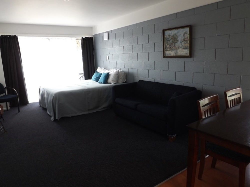 Raceway Motel Whanganui Exterior photo